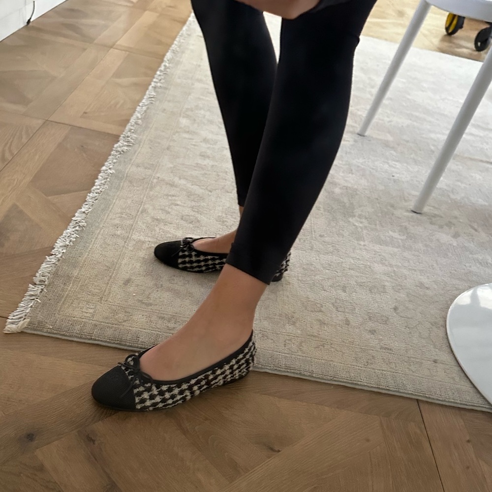 CHANEL tweed ballet flats. SIZE 37. Resole and shoe would be in great condition